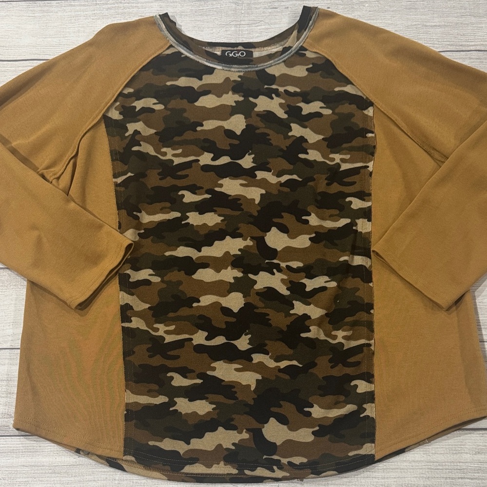 Gigio Women's Camouflage and Camel Long Sleeve Top